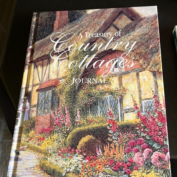 Elegant & stylish address book & journal set with Country Cottage designs - Picture 5 of 11